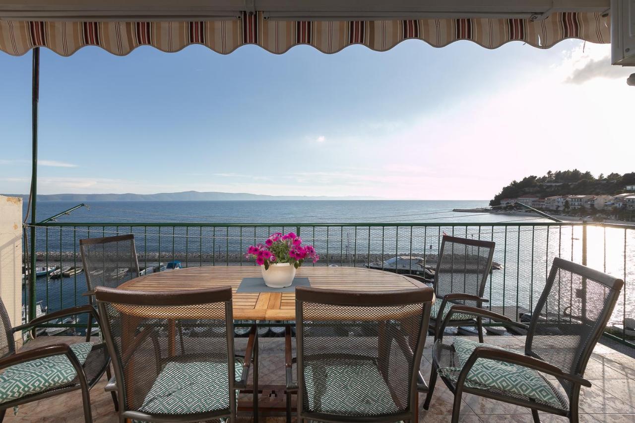Apartment By The Sea Podgora Exterior photo